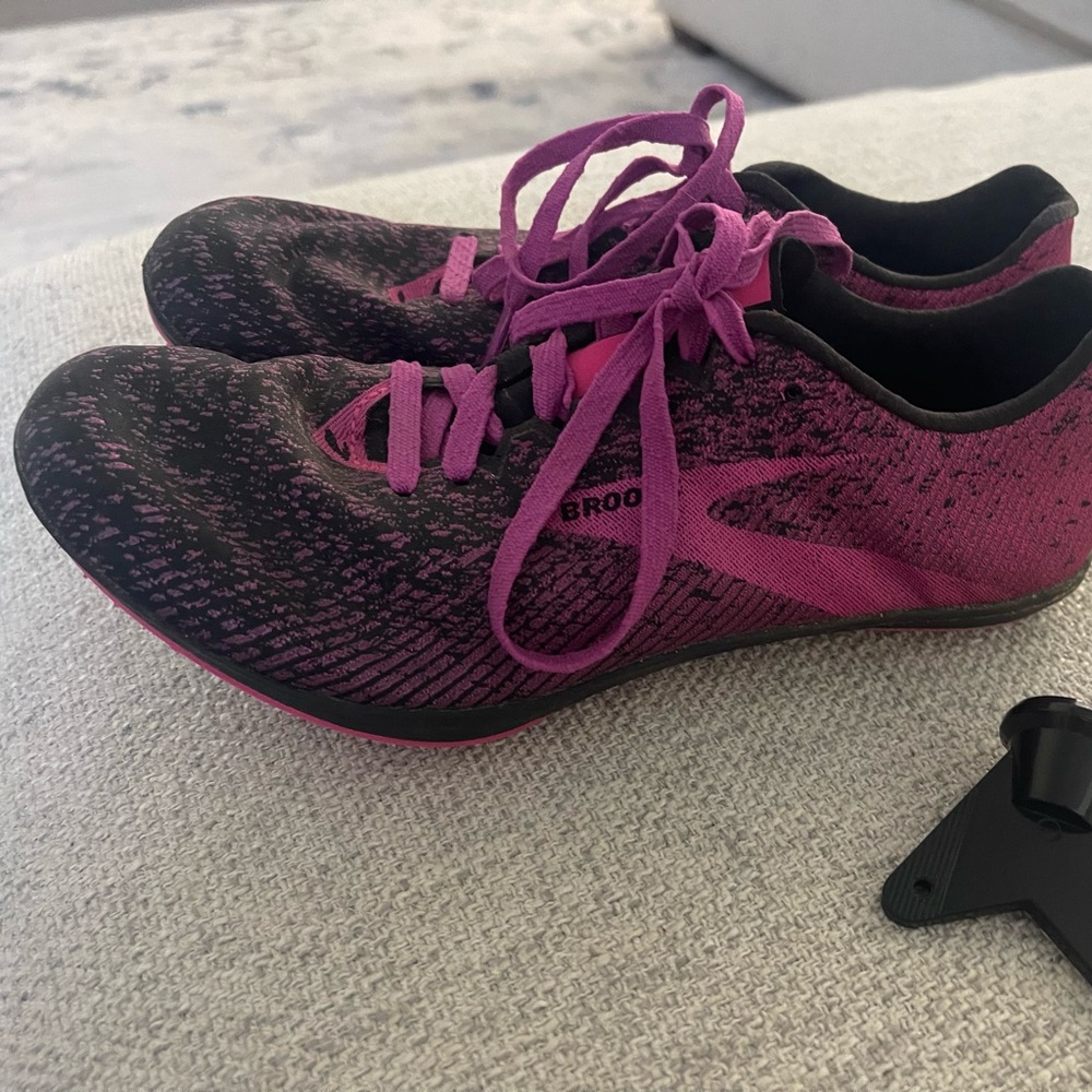 Brooks Cross Country Spikes